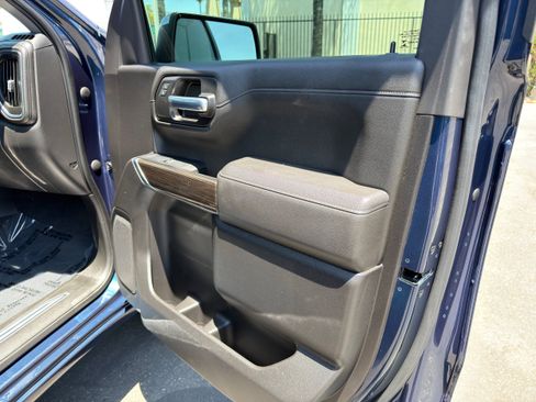 Used 2022 Chevrolet Silverado 1500 LT RWD image 11