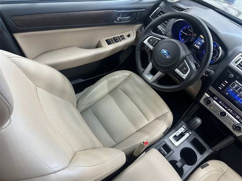 Used 2017 Subaru Outback 2.5i Limited image 29