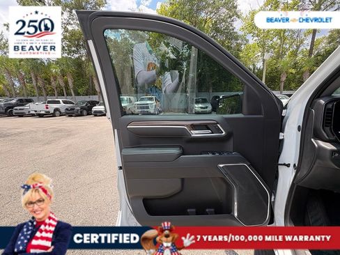Used 2024 Chevrolet Silverado 1500 RST AWD/4WD image 29