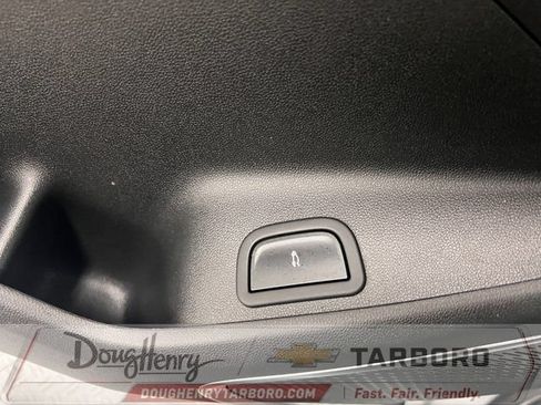 Used 2025 GMC Acadia Elevation FWD image 28