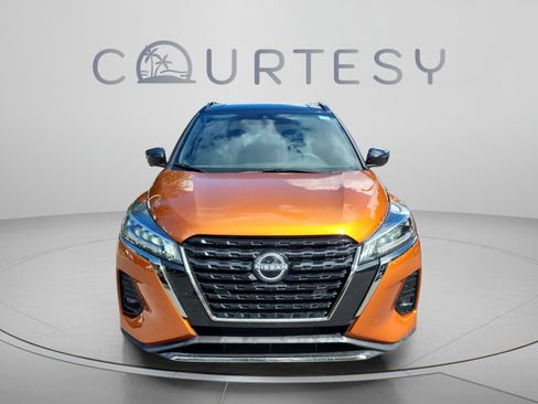 Certified 2024 Nissan Kicks SR w/ SR Premium Package FWD image 10