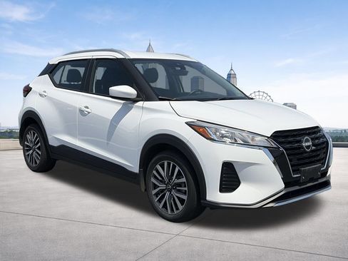 Certified 2024 Nissan Kicks SV FWD image 25