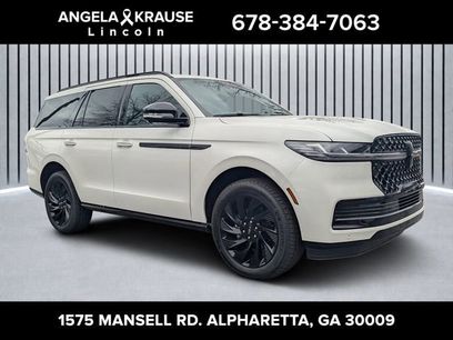 New 2026 Lincoln Navigator Reserve w/ Jet Appearance Package