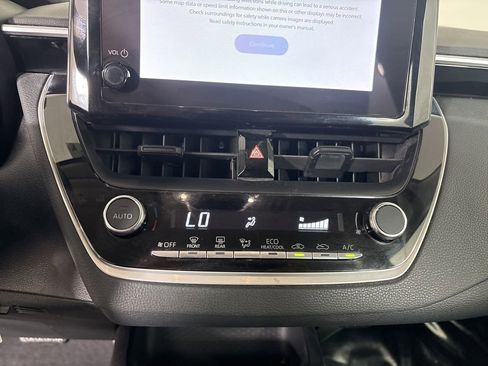 Used 2024 Toyota Corolla LE image 16