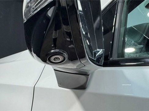 Used 2021 Chevrolet Tahoe RST w/ Luxury Package image 12