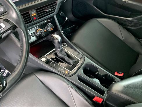 Used 2019 Volkswagen Jetta SEL FWD image 15