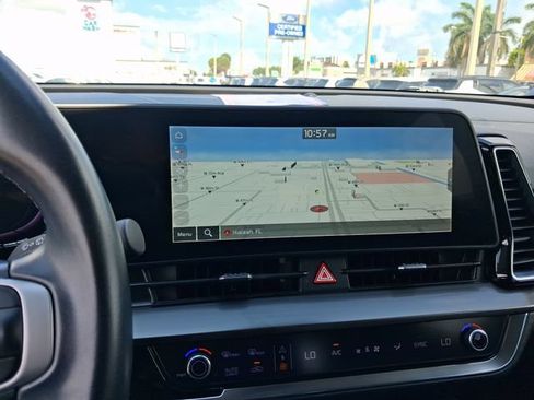 Used 2023 Kia Sportage EX FWD image 19