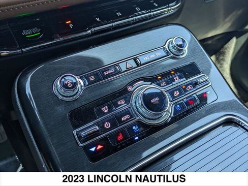 Certified 2023 Lincoln Nautilus Reserve FWD image 19