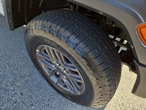 Used 2026 Jeep Wrangler Unlimited Sport AWD/4WD image 11