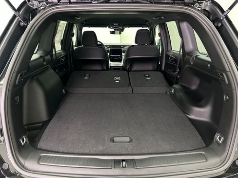 New 2025 Jeep Grand Cherokee Laredo w/ Trailer Tow Package image 12