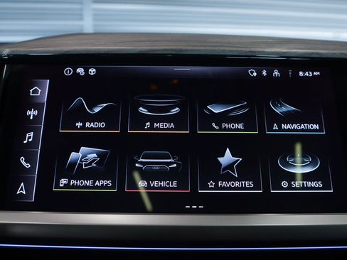 Certified 2024 Audi Q4 e-tron Premium Plus w/ Premium Plus image 21