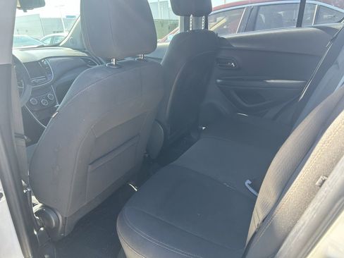 Used 2021 Chevrolet Trax LS w/ Tint and Cruise Package image 7