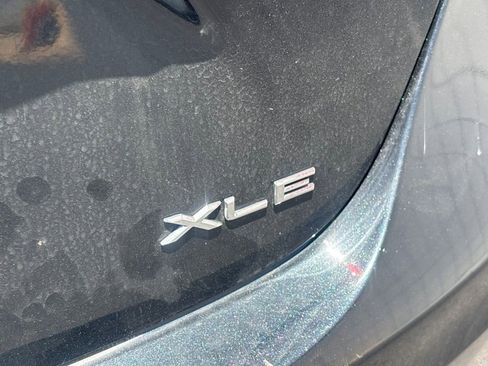 Used 2015 Toyota Avalon XLE FWD image 32