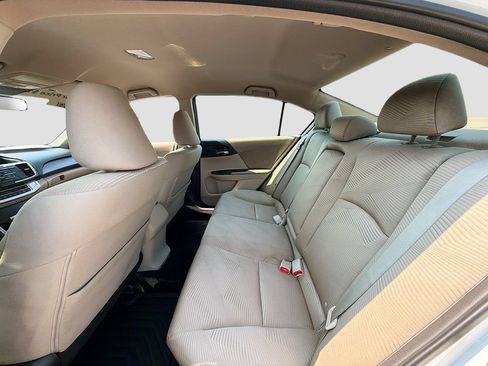 Used 2014 Honda Accord LX image 26