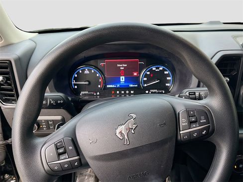 Used 2021 Ford Bronco Sport Badlands image 11