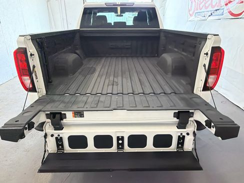 Used 2022 GMC Sierra 1500 Elevation RWD image 7