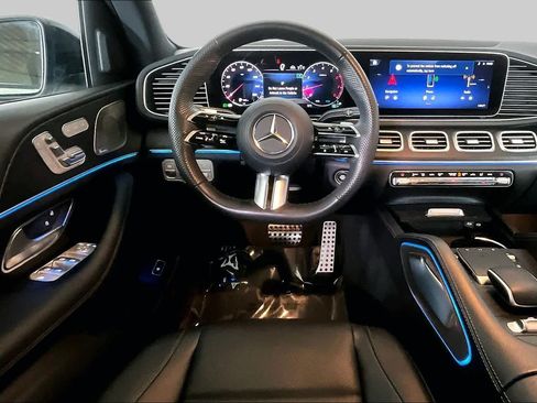 Certified 2024 Mercedes-Benz GLS 450 4MATIC image 6