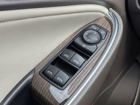 Used 2024 Chevrolet Malibu LT FWD image 23