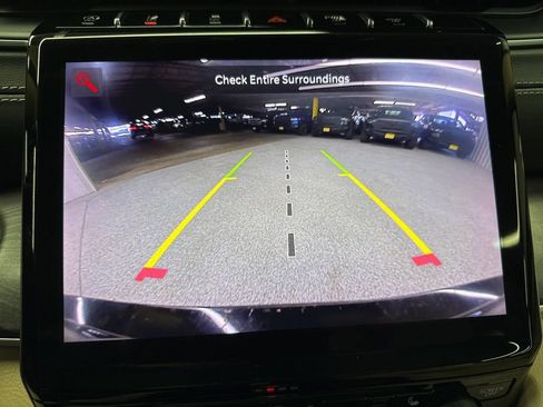 Used 2022 Jeep Grand Cherokee L Limited RWD image 21