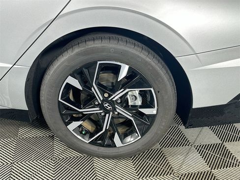 Used 2024 Hyundai Sonata SEL image 33