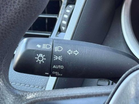 Used 2022 Toyota Camry LE FWD image 27