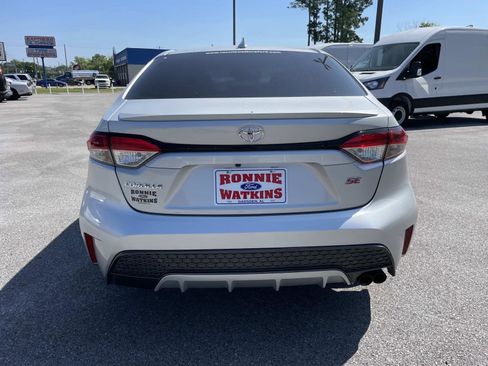 Used 2021 Toyota Corolla SE FWD image 5