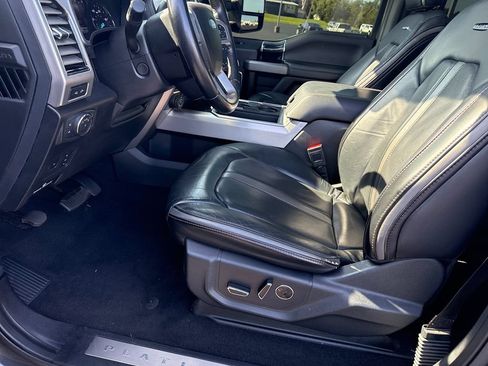 Used 2020 Ford F350 Platinum AWD/4WD image 23