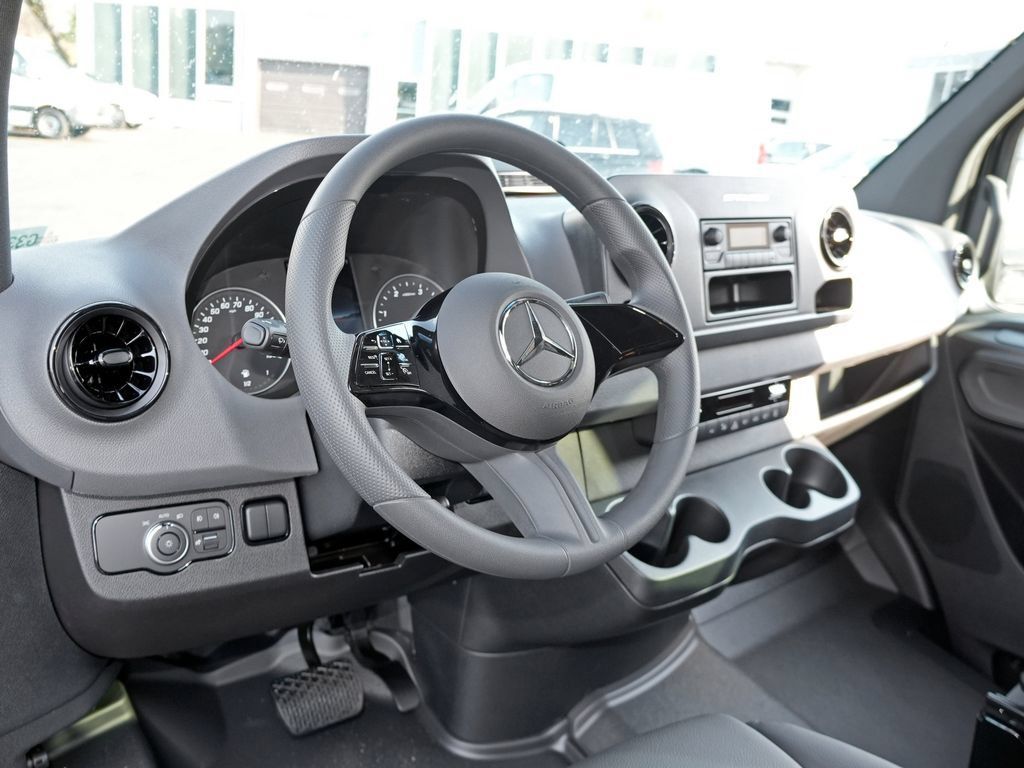 New 2026 Mercedes-Benz Sprinter 2500 image 14