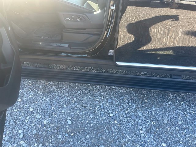 Used 2026 GMC Yukon XL Denali w/ Sun & Power Step Package RWD image 8