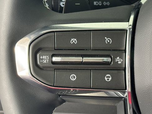 New 2026 GMC Acadia Denali w/ Super Cruise Package image 27