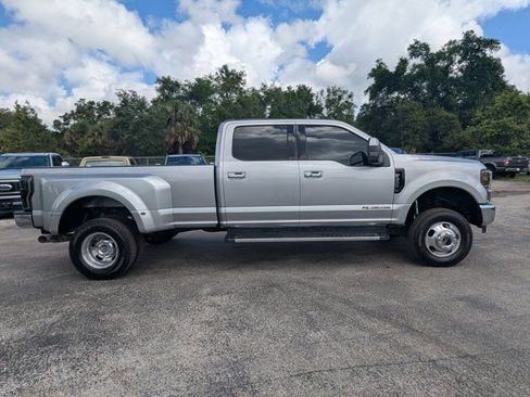 Used 2022 Ford F350 Lariat w/ Lariat Ultimate Package AWD/4WD image 4