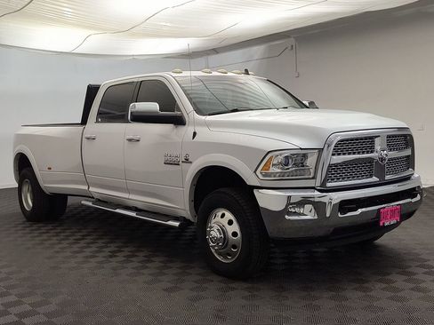 Used 2015 RAM 3500 Laramie image 7
