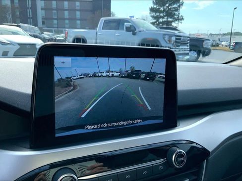 Certified 2020 Ford Escape SE image 26