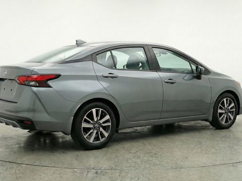 Used 2025 Nissan Versa SV FWD image 7