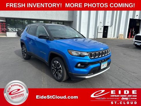 Used 2024 Jeep Compass Limited AWD/4WD image 1