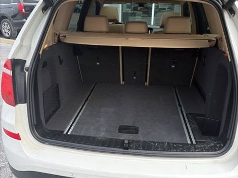 Used 2016 BMW X3 xDrive28i image 9