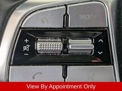 Used 2025 Kia Telluride S FWD image 27
