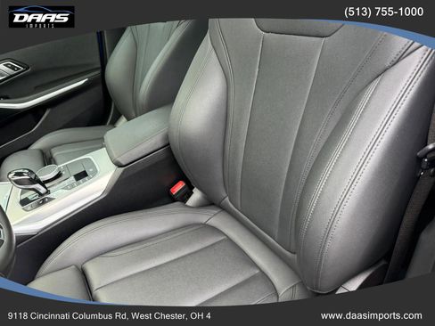 Used 2020 BMW 330i xDrive Sedan w/ M Sport Package AWD/4WD image 12