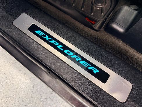 Used 2017 Ford Explorer Sport w/ Equipment Group 401A image 20