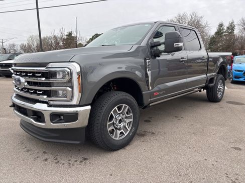 New 2026 Ford F250 Lariat w/ Lariat Ultimate Package image 3