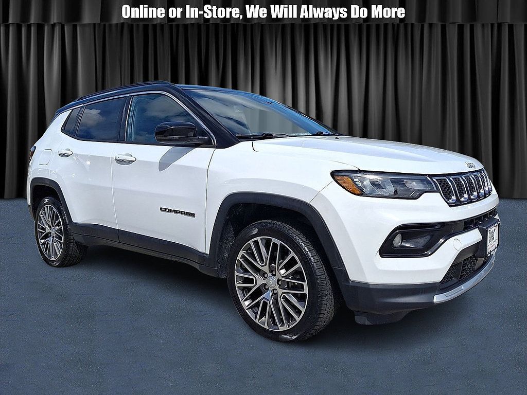 Used 2023 Jeep Compass Limited w/ Elite Group AWD/4WD image 30