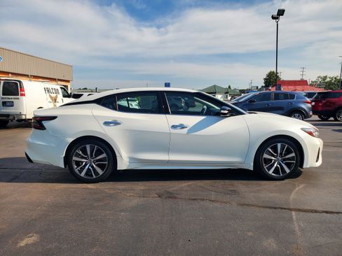 Used 2019 Nissan Maxima 3.5 SL w/ Floor Mat Group FWD image 5