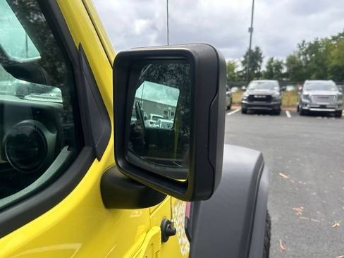 Used 2022 Jeep Wrangler Unlimited Sport AWD/4WD image 14