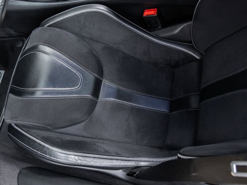 Used 2020 McLaren 720S Spider image 28