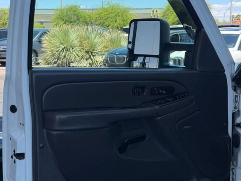 Used 2004 Chevrolet Silverado 2500 LT RWD image 37