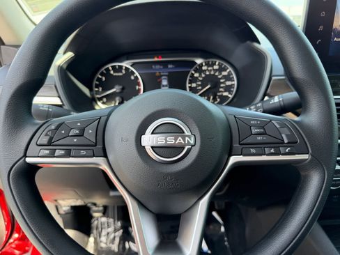 New 2026 Nissan Altima 2.5 SV FWD image 15