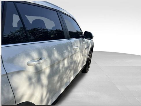 New 2026 Volkswagen Atlas Cross Sport SE image 34