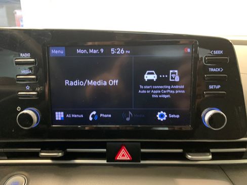 Used 2022 Hyundai Elantra SEL w/ Convenience + Premium Package image 24