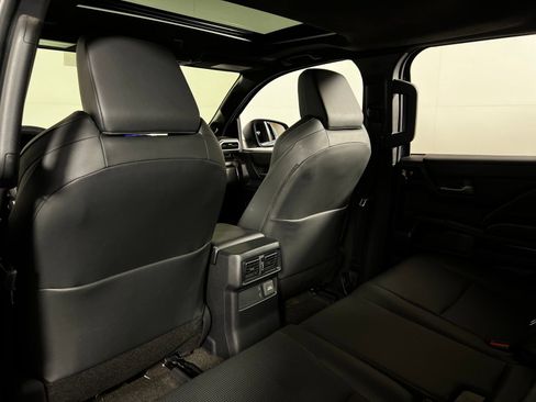 Certified 2026 Toyota 4Runner Limited AWD/4WD image 23
