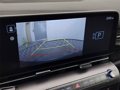 Certified 2025 Hyundai Kona SEL image 20